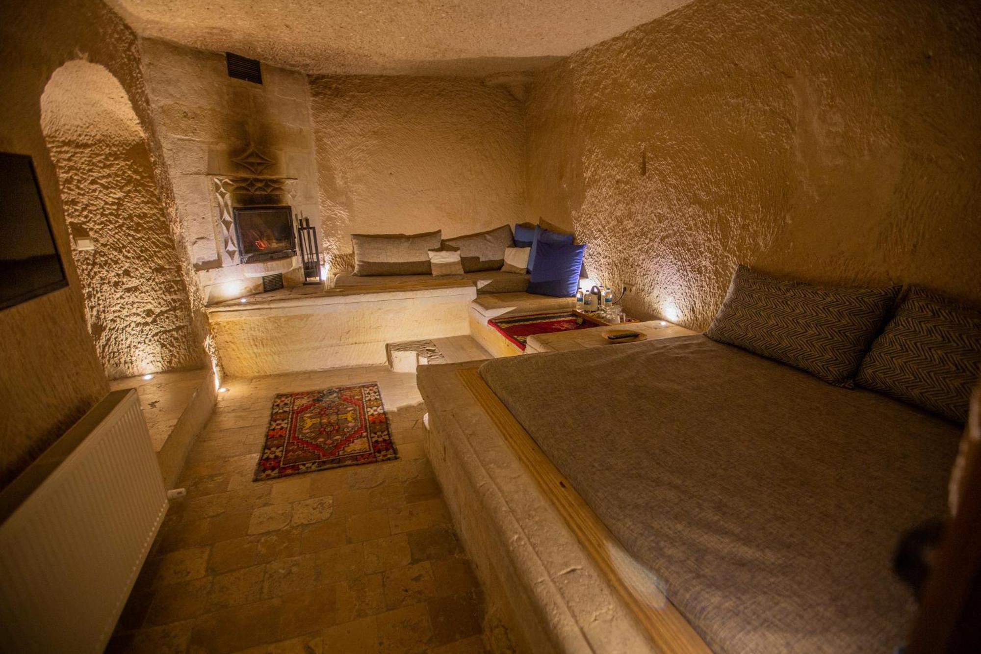 Azure Cave Suites - Cappadocia Гьореме Екстер'єр фото